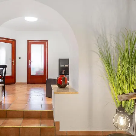 In With Kitchen Prázdninový dům Cernik (Primorje-Gorski Kotar)