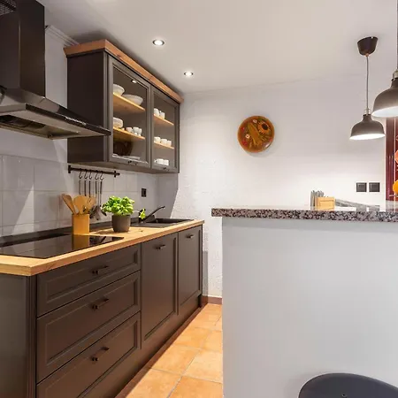 Prázdninový dům In With Kitchen Cernik (Primorje-Gorski Kotar)